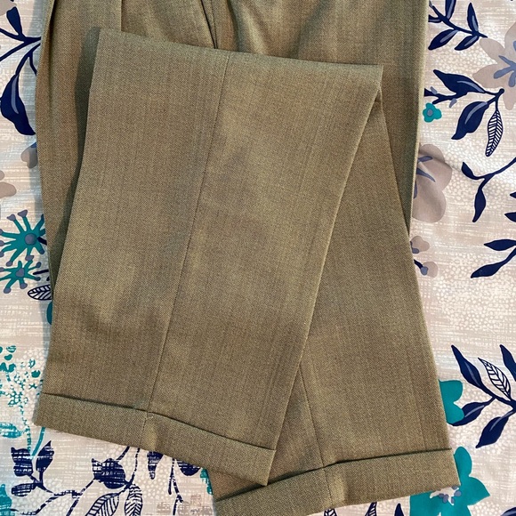 Men’s pleated & cuffed dress slacks 36x34 - Picture 2 of 4